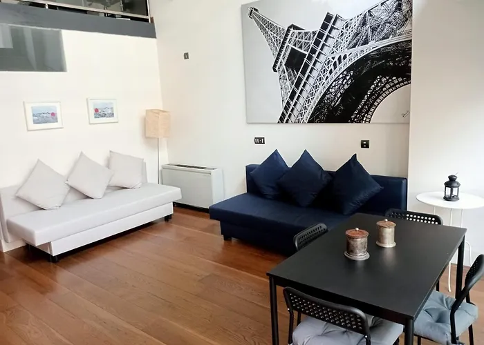 Duplex 2 Plantas - C Alcala-Ifema-Ventas- Jardin & Parking Privados- Suites Boutique Wh