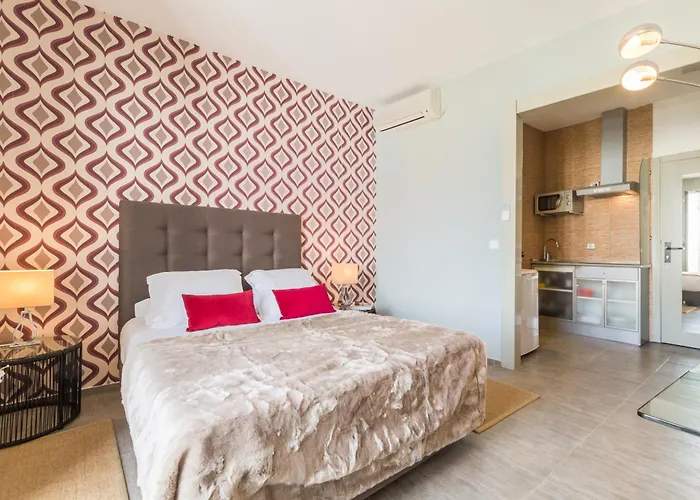 Santa Ana Boutique En Madrid